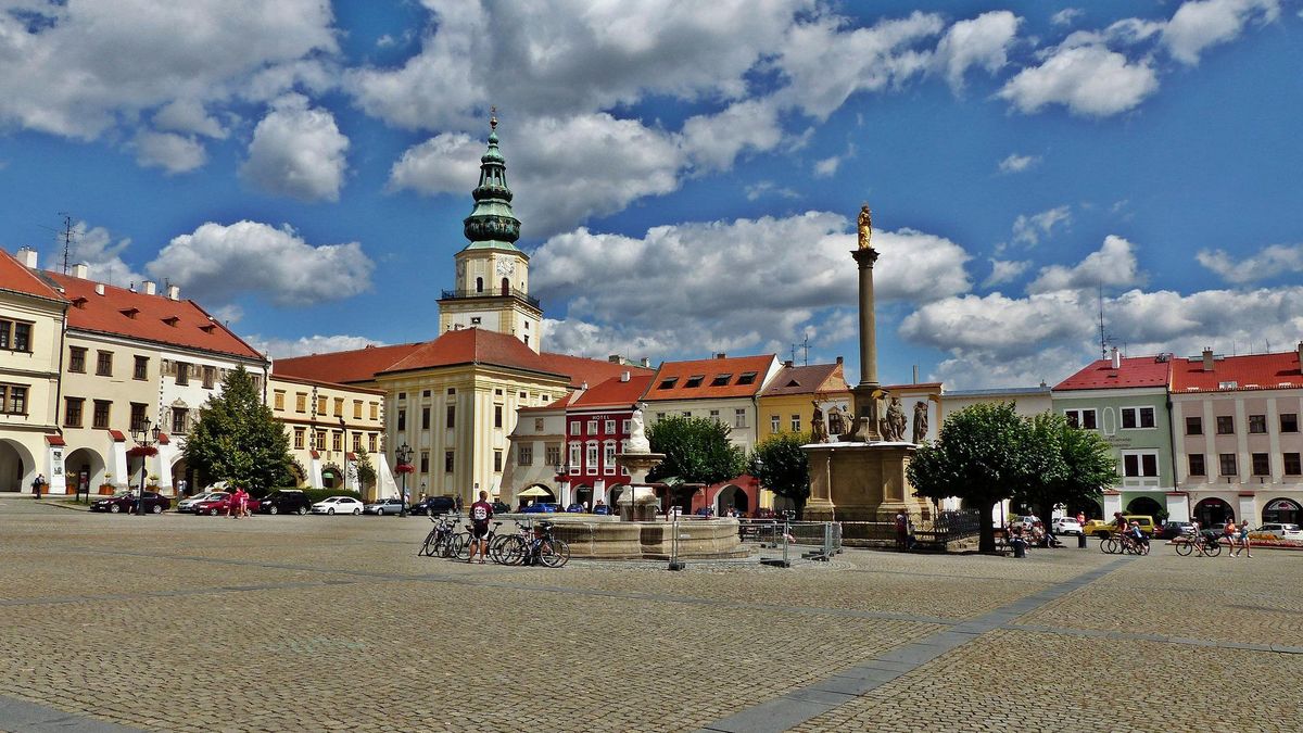 Na zámku v Kroměříži bude i příští rok pokračovat oprava střechy